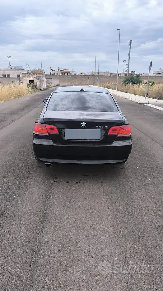 Usata BMW 320 177 CV (130 kW) 2009 Nero Coupé