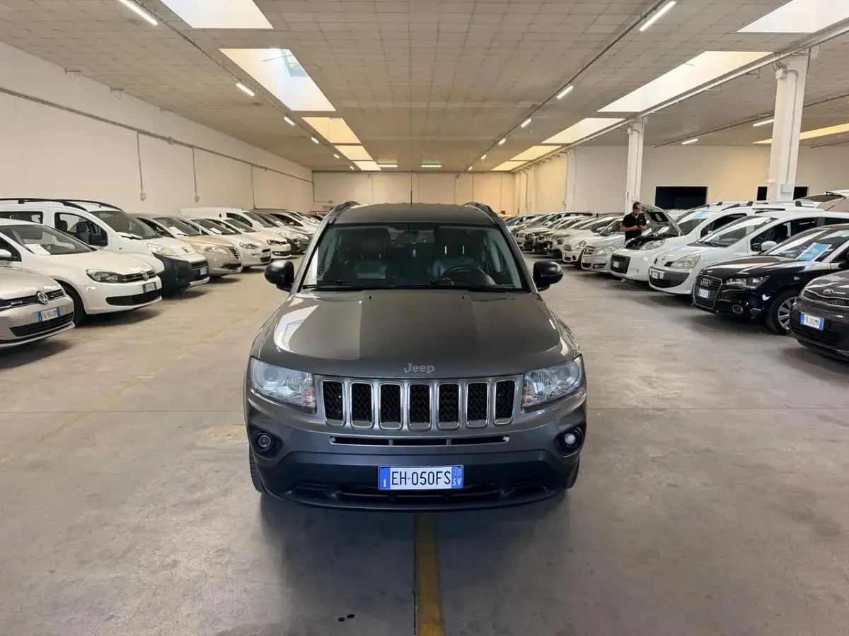 Usata Jeep Compass Limited 163 CV (119 kW) 2011 Grigio SUV