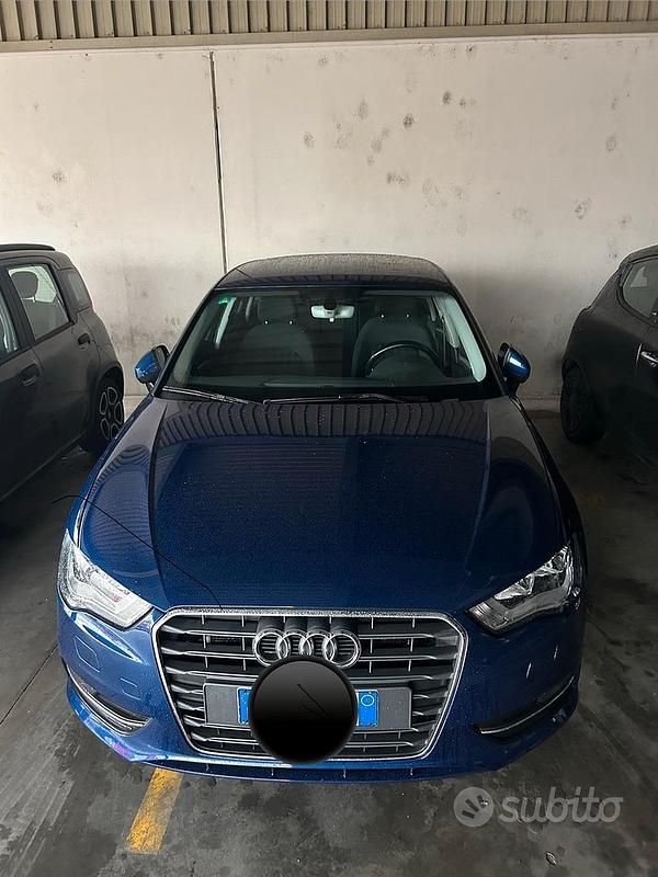 Usado Audi A3 150 CV (110 kW) 2016 Azul Familiar