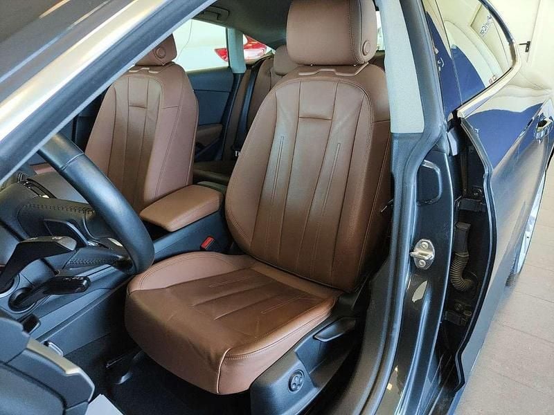 Usata Audi A5 Ambiente 190 CV (139 kW) 2020 Grigio Coupé