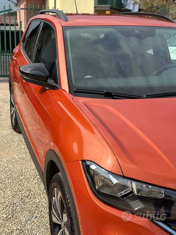 Usata VW T-Cross Style 95 CV (69 kW) 2019 Arancione SUV