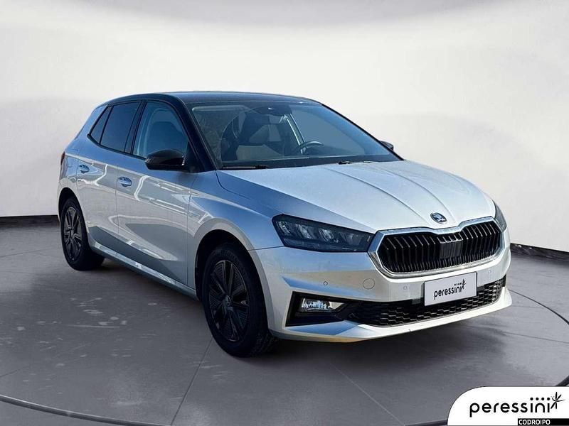 Usata Skoda Fabia Selection 95 CV (69 kW) 2025 Argento brillante metallizzato Utilitaria