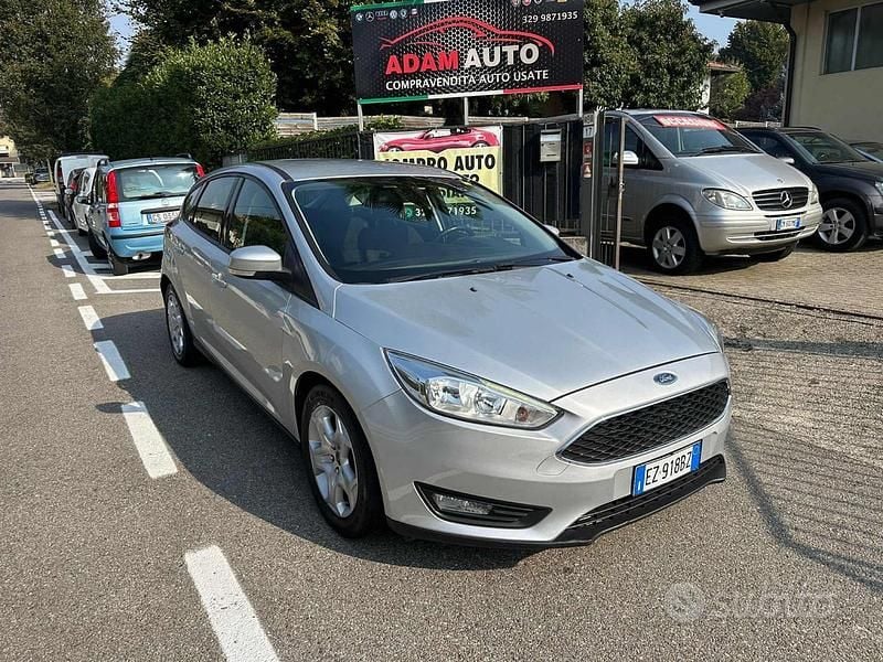 Usata Ford Focus Titanium 95 CV (69 kW) 2015 Grigio Berlina