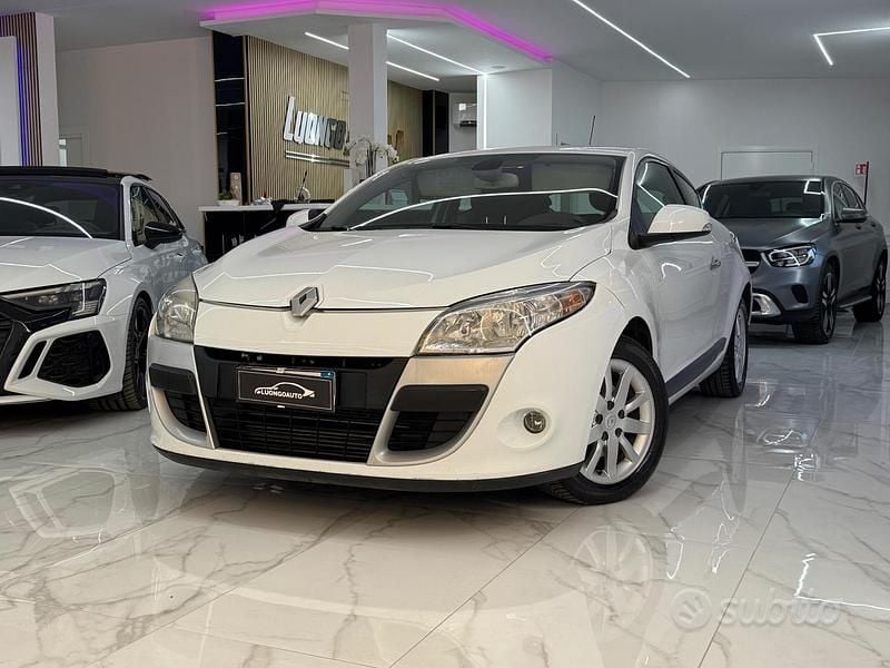 Usata Renault Mégane Coupé Luxe 110 CV (80 kW) 2009 Bianco Coupé