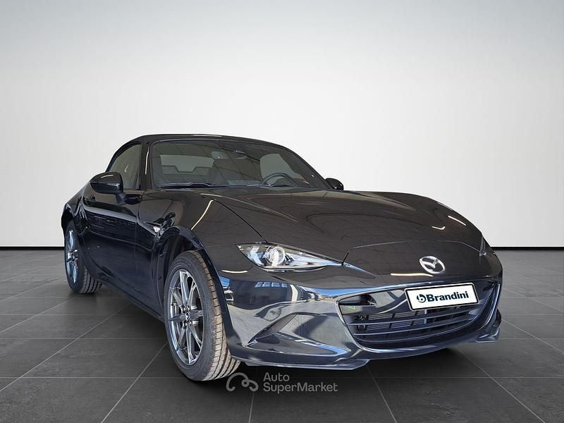 Nuova Mazda MX5 Exclusive-Line 133 CV (97 kW) 2026 Jet black Cabrio