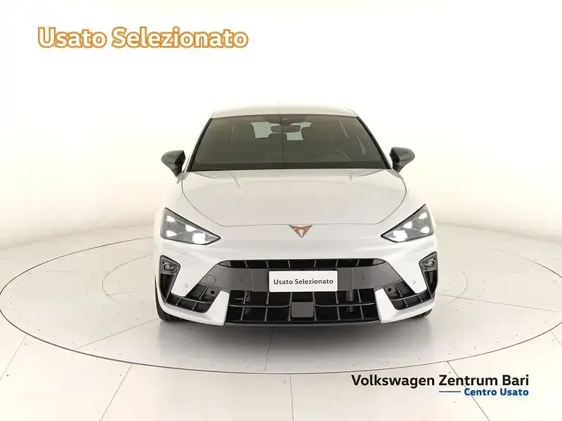 Usata Cupra Leon 150 CV (110 kW) 2025 Bianco Berlina