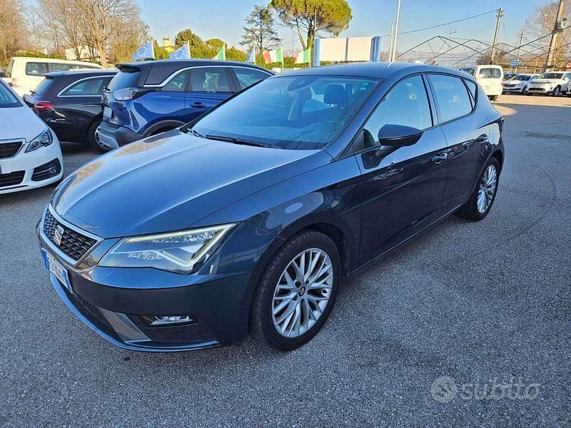 Usata Seat Leon 150 CV (110 kW) 2020 Grigio Berlina