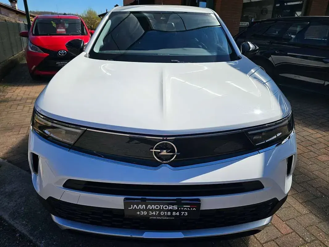 Usata Opel Mokka Elegance 56 kW (77 CV) 2022 Bianco SUV