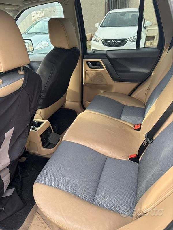 Usata Land Rover Freelander 2 SE 160 CV (117 kW) 2007 Grigio SUV