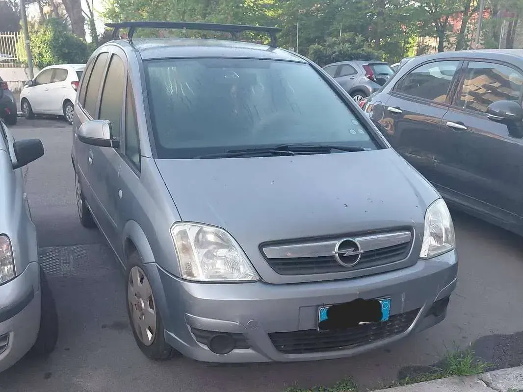Usata Opel Meriva Enjoy 75 CV (55 kW) 2007 Grigio Monovolume