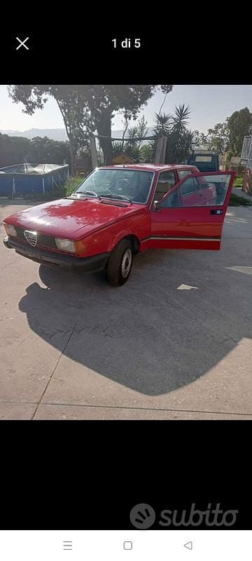 Rosso Usata 1980 Alfa Romeo Giulietta Due volumi | 3000 € - Immagine 1/4