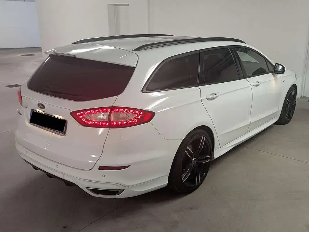 Usata Ford Mondeo ST-Line 209 CV (153 kW) 2017 Bianco Station wagon