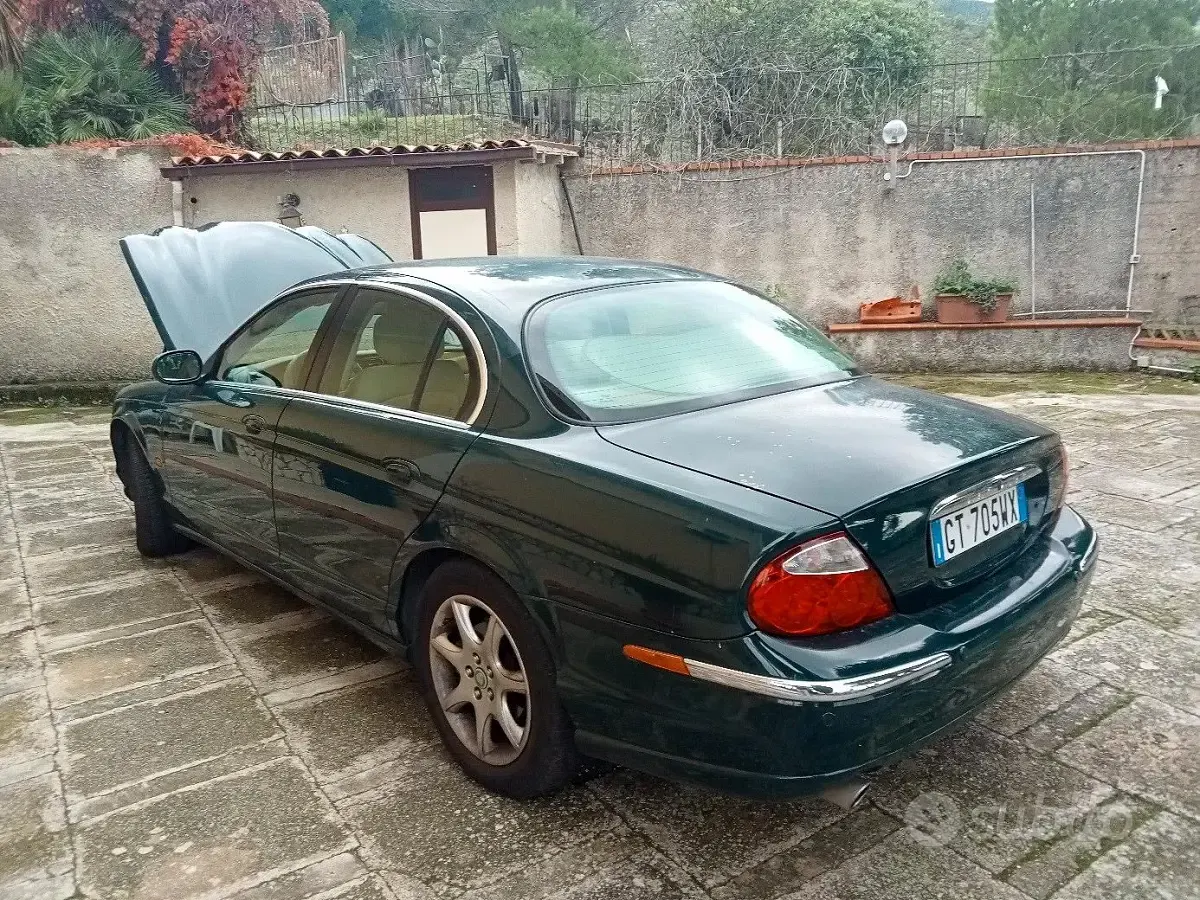 Usata Jaguar S-Type 200 CV (147 kW) 2003 Verde Berlina