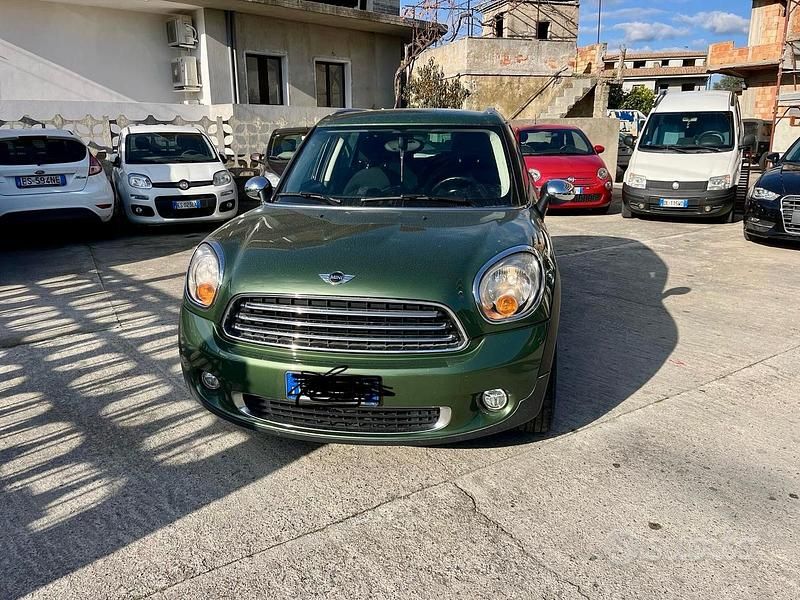 Usata Mini Countryman 90 CV (66 kW) 2016 Verde SUV