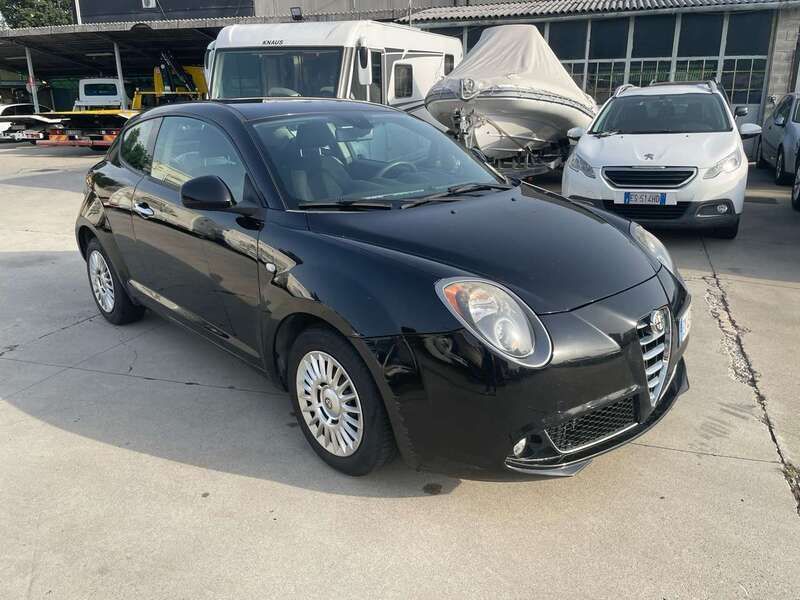 Usata Alfa Romeo MiTo Progression 84 CV (61 kW) 2015 Nero Utilitaria