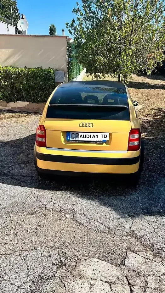 Usata Audi A2 75 CV (55 kW) 2004 Giallo Utilitaria