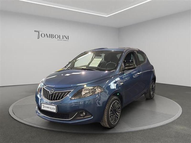 Usata Lancia Ypsilon Gold 70 CV (51 kW) 2023 Other Utilitaria