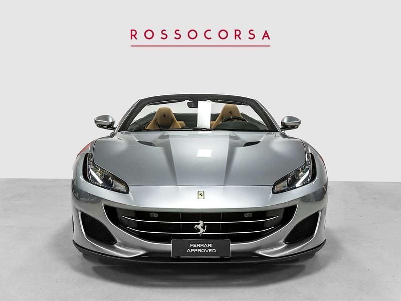 Usata Ferrari Portofino 600 CV (441 kW) 2019 Grigio titanio metallizzato Cabrio