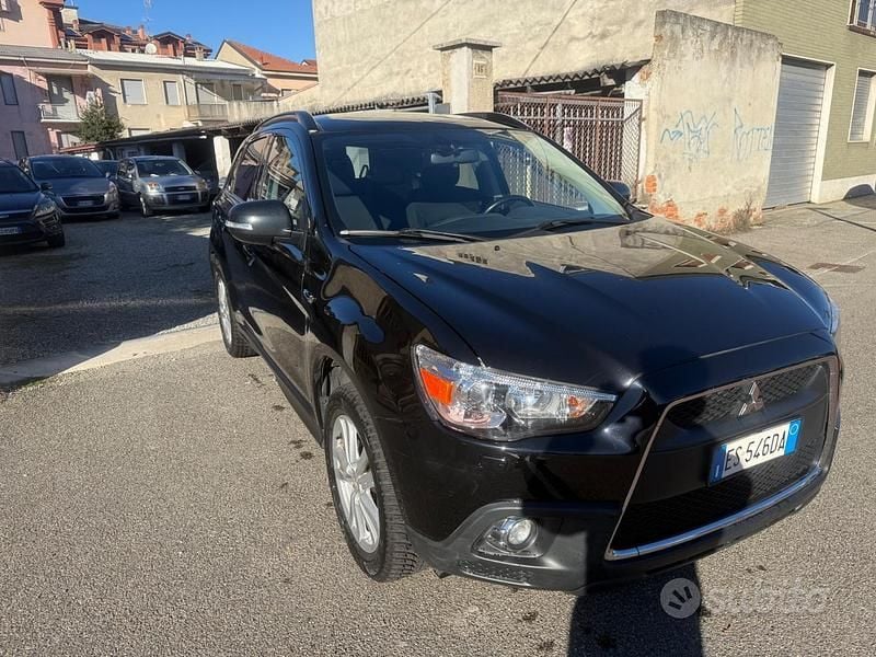 Usata Mitsubishi ASX Intense 117 CV (86 kW) 2013 Nero SUV
