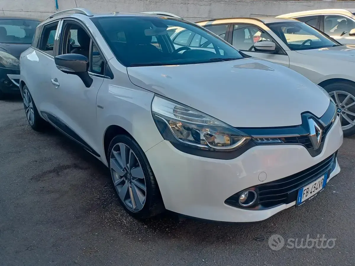 Usata Renault Clio 90 CV (66 kW) 2016 Bianco Station wagon