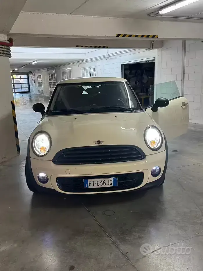 Usata Mini ONE 90 CV (66 kW) 2013 Utilitaria