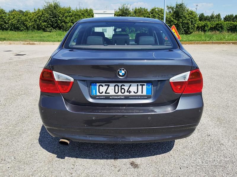 Usata BMW 320 163 CV (119 kW) 2006 Grigio Berlina