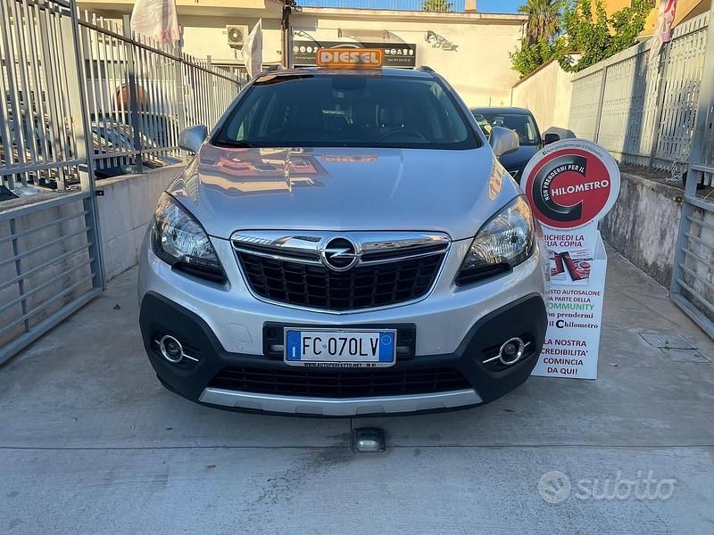 Grigio Usata 2016 Opel Mokka SUV | 10.499 € (Buon prezzo) - Immagine 1/4