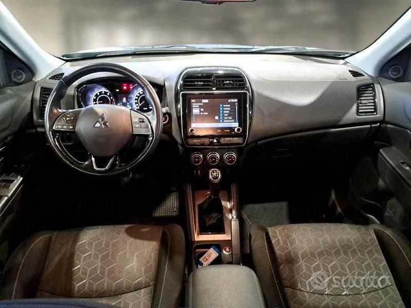 Usata Mitsubishi ASX Intense 150 CV (110 kW) 2020 Gray SUV
