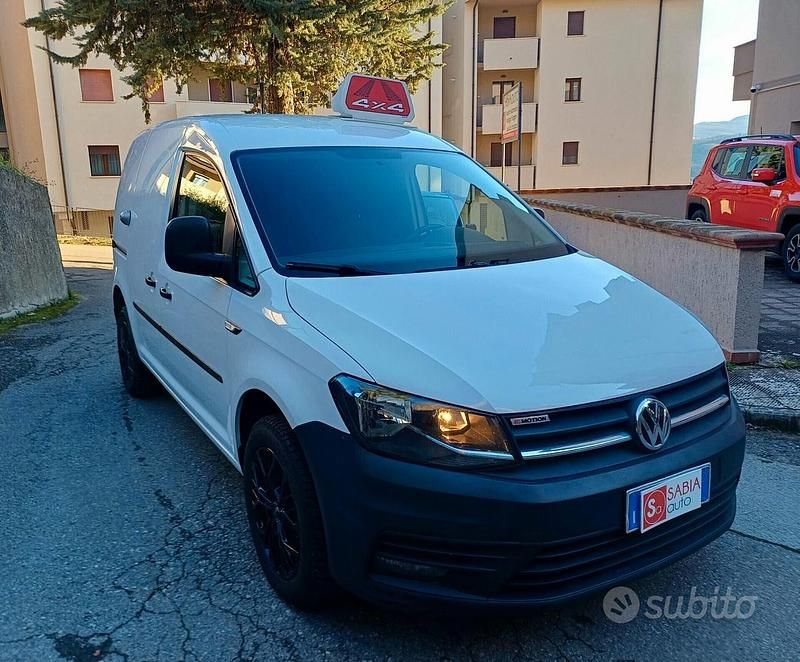 Usata VW Caddy 122 CV (89 kW) 2018 Bianco Monovolume