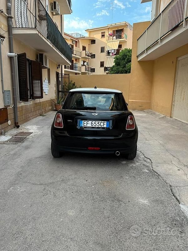 Usata Mini One D 90 CV (66 kW) 2012 Nero Utilitaria