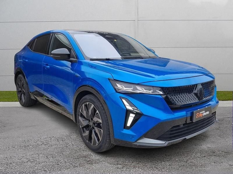 Usata Renault Rafale Esprit Alpine 131 CV (96 kW) 2024 Blu frame SUV