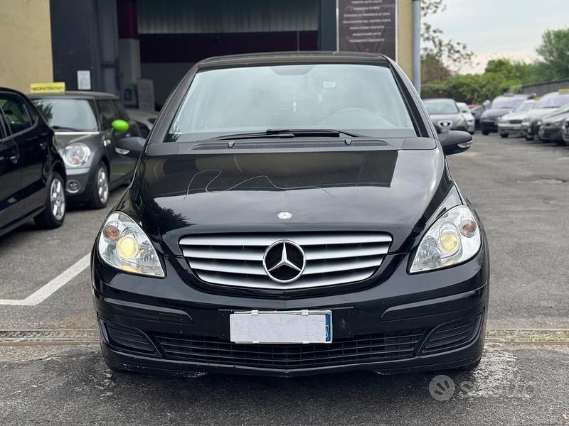 Gebraucht Mercedes B170 116 PS (85 kW) 2008 Schwarz Van / Kleinbus
