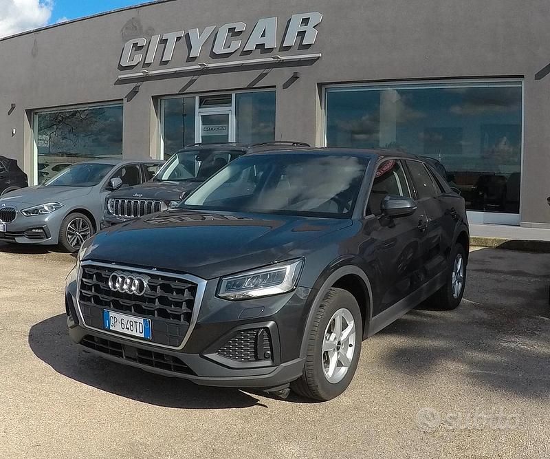 Usata Audi Q2 Business 115 CV (84 kW) 2023 Grigio SUV