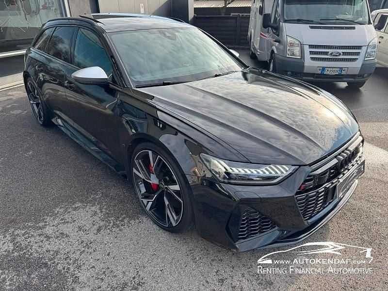 Usata Audi RS6 Comfort 600 CV (441 kW) 2023 Nero Station wagon