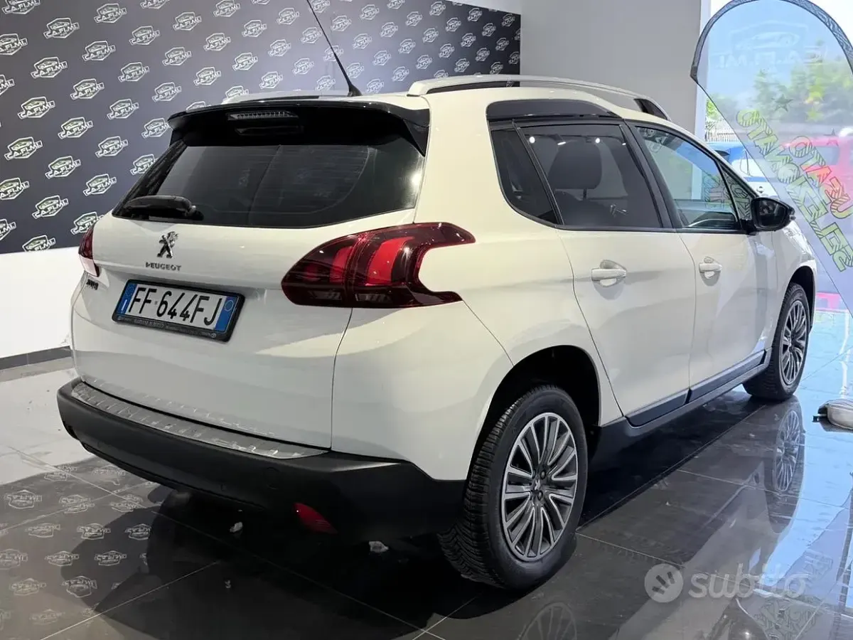 Käytetty Peugeot 2008 99 HP (72 kW) 2016 Valkoinen Katumaasturi