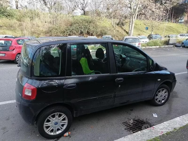 Usata Fiat Multipla 103 CV (75 kW) 2007 Nero Monovolume