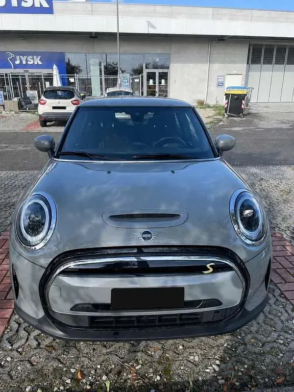 Usata Mini Cooper SE Classic 75 kW (102 CV) 2021 Utilitaria