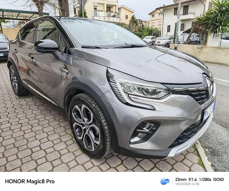 Usata Renault Captur Techno 101 CV (74 kW) 2023 Other SUV