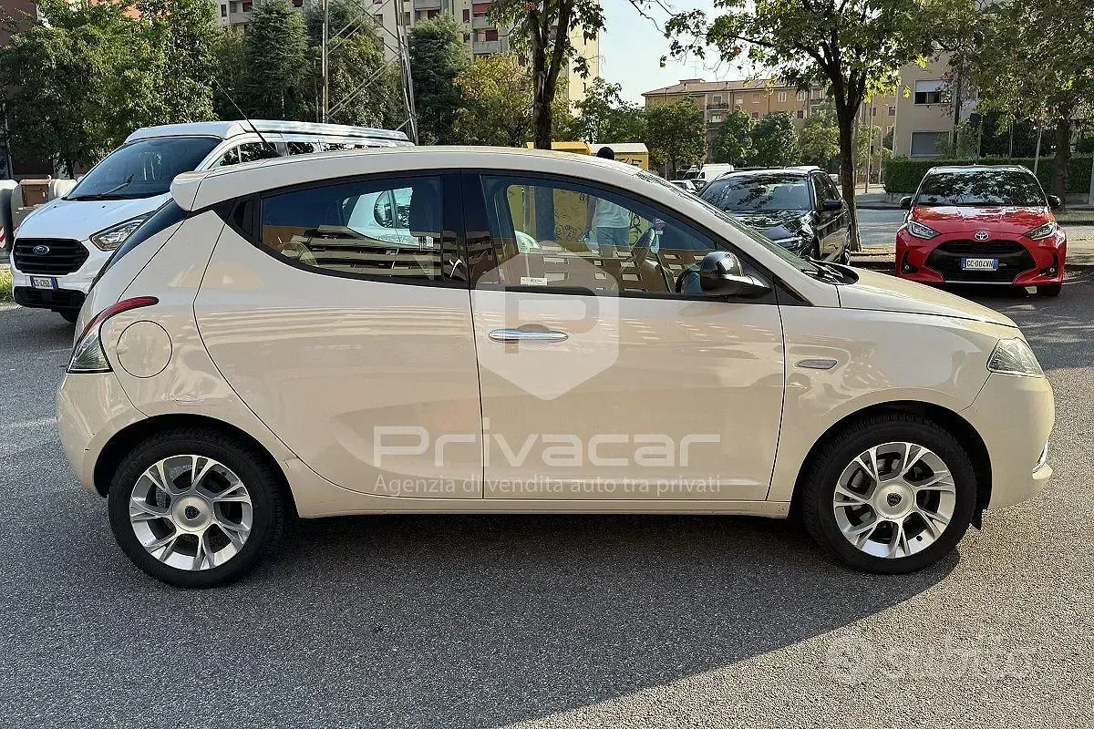 Usata Lancia Ypsilon S 95 CV (69 kW) 2016 Utilitaria