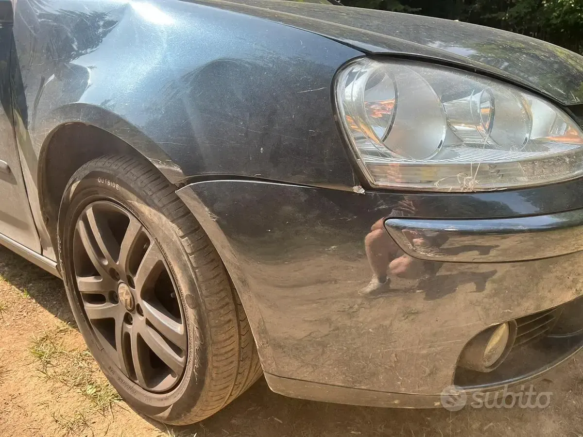 Usata VW Golf VI 105 CV (77 kW) 2008 Utilitaria