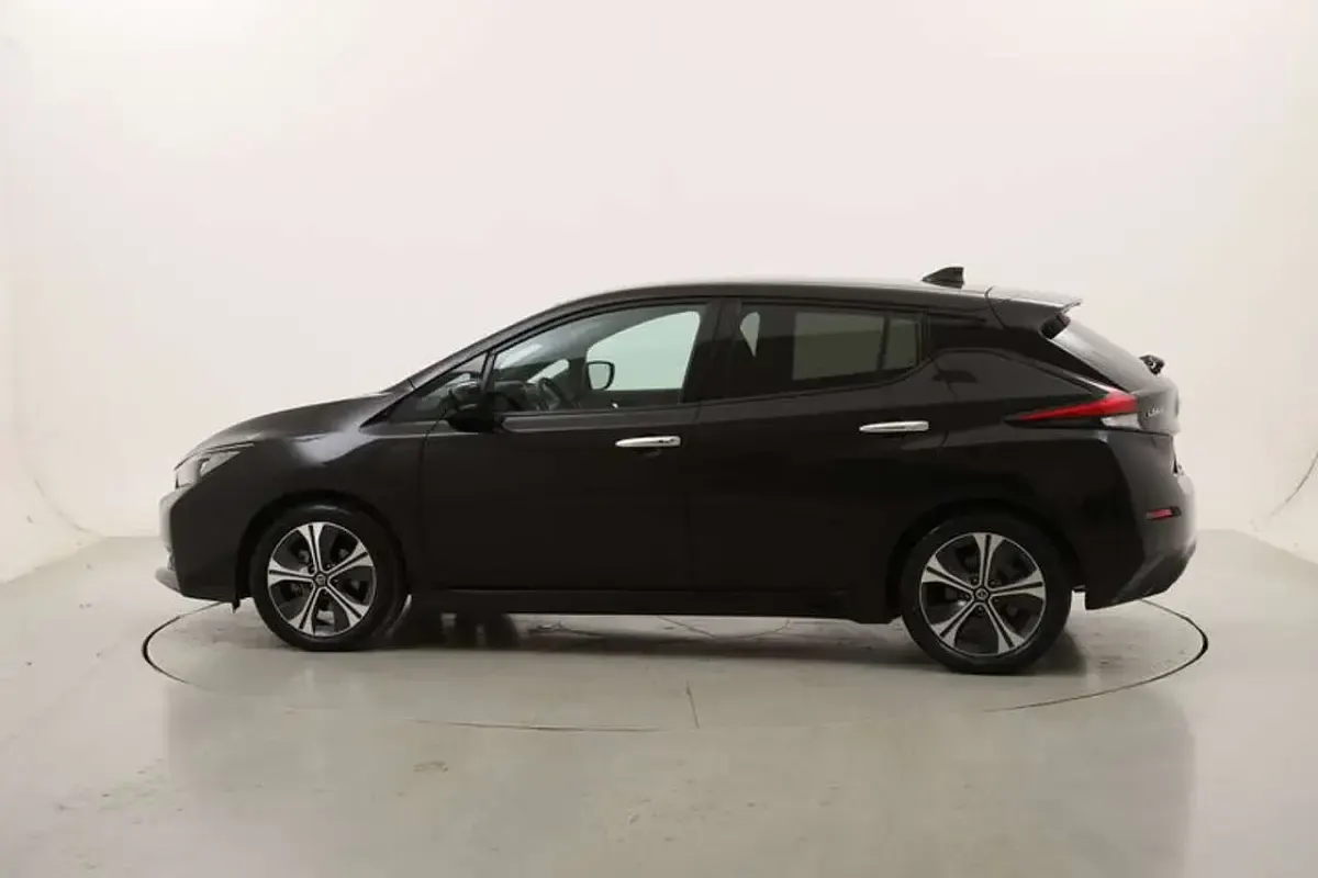 Usata Nissan Leaf N-Connecta 89 kW (122 CV) 2021 Nero Utilitaria
