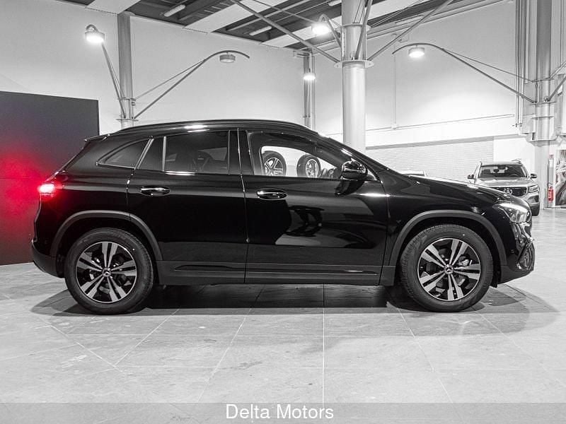 Nuova Mercedes GLA180 Advanced Plus 116 CV (85 kW) 2026 Nero SUV