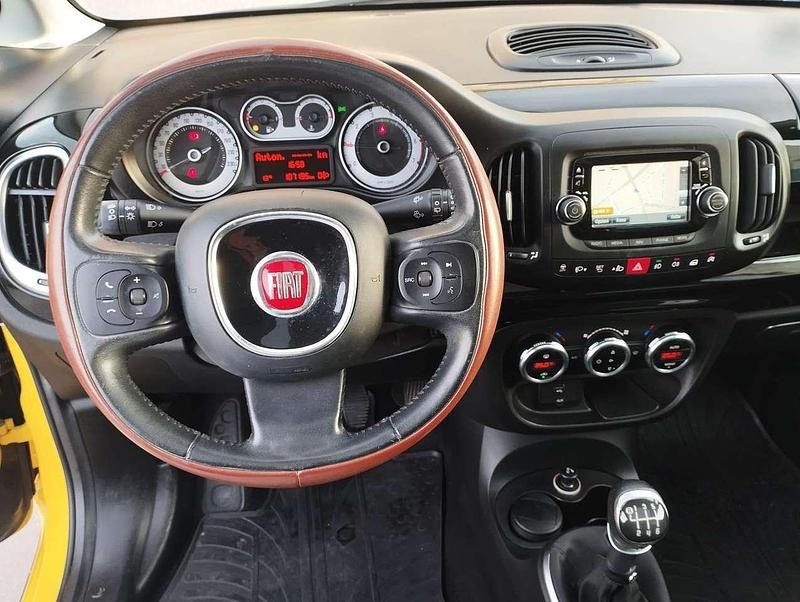 Usata Fiat 500L Trekking 105 CV (77 kW) 2014 Oro Monovolume