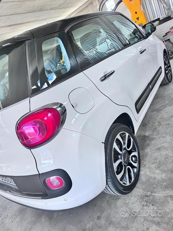 Usata Fiat 500L Living 2012 Bianco Monovolume