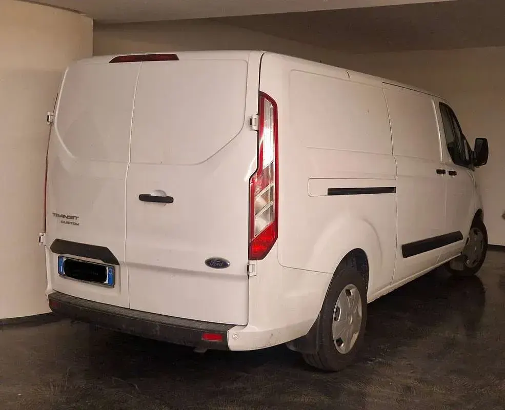Usata Ford Transit Custom Trend 231 CV (169 kW) 2023 Bianco Furgone