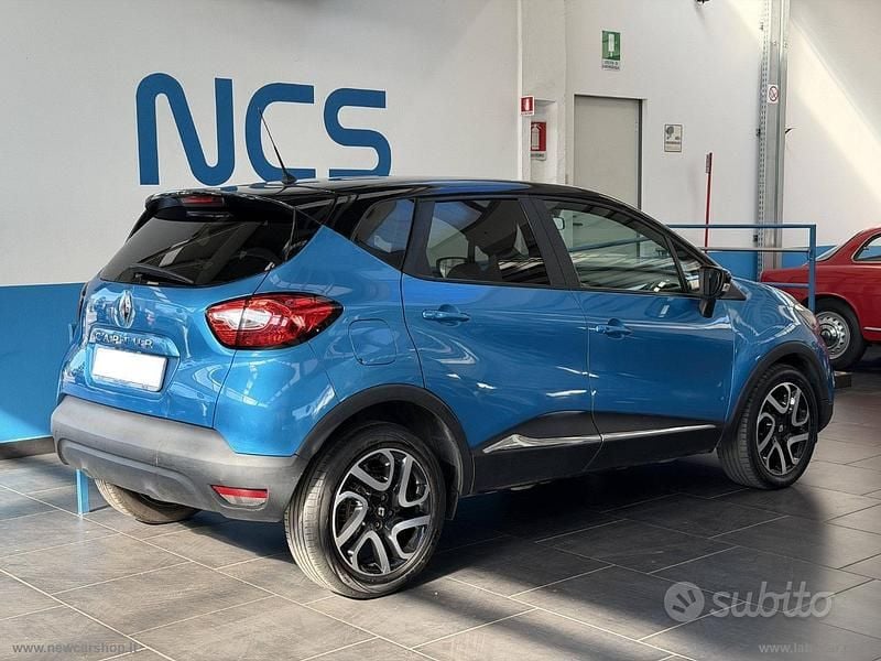 Occasion Renault Captur Iconic 90 ch (66 kW) 2015 Bleue SUV