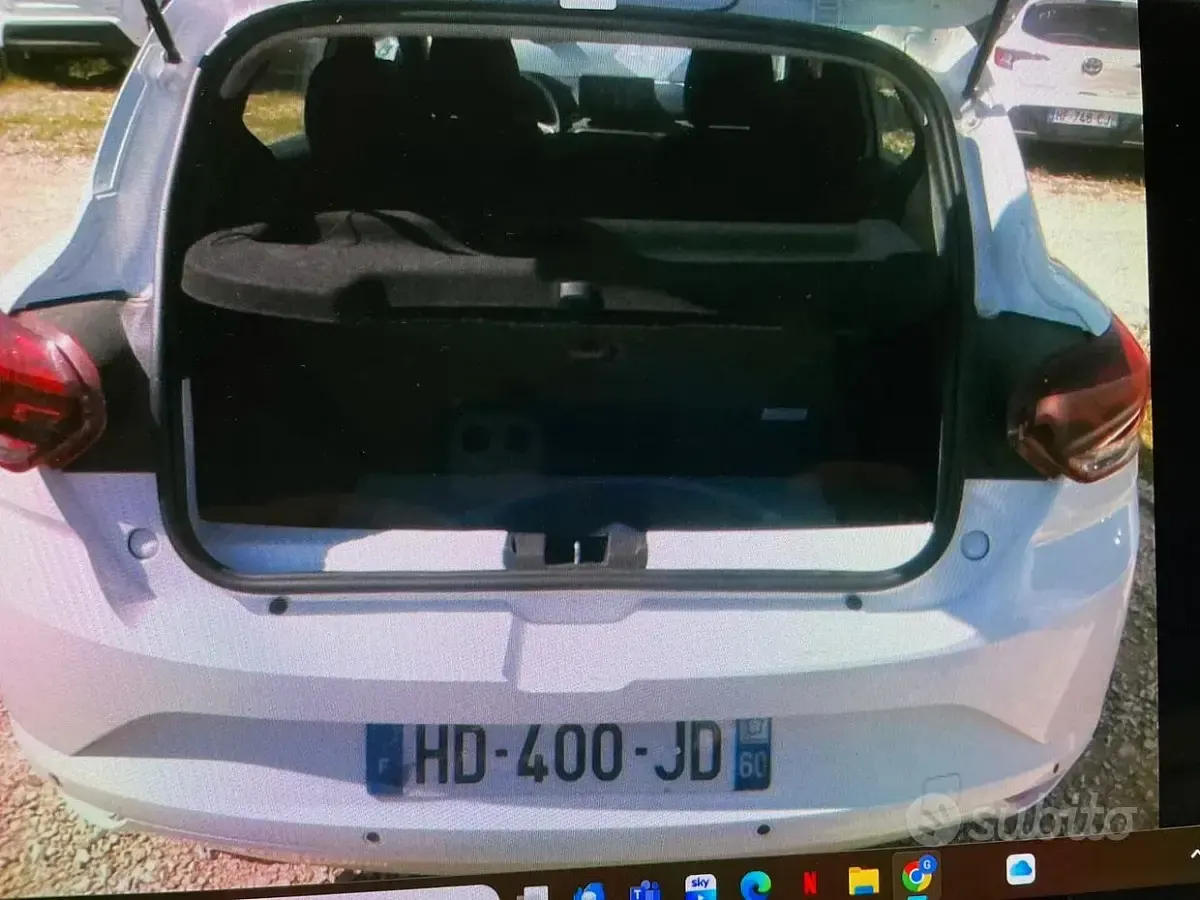 Usata Dacia Sandero Journey 91 CV (66 kW) 2025 Bianco Berlina