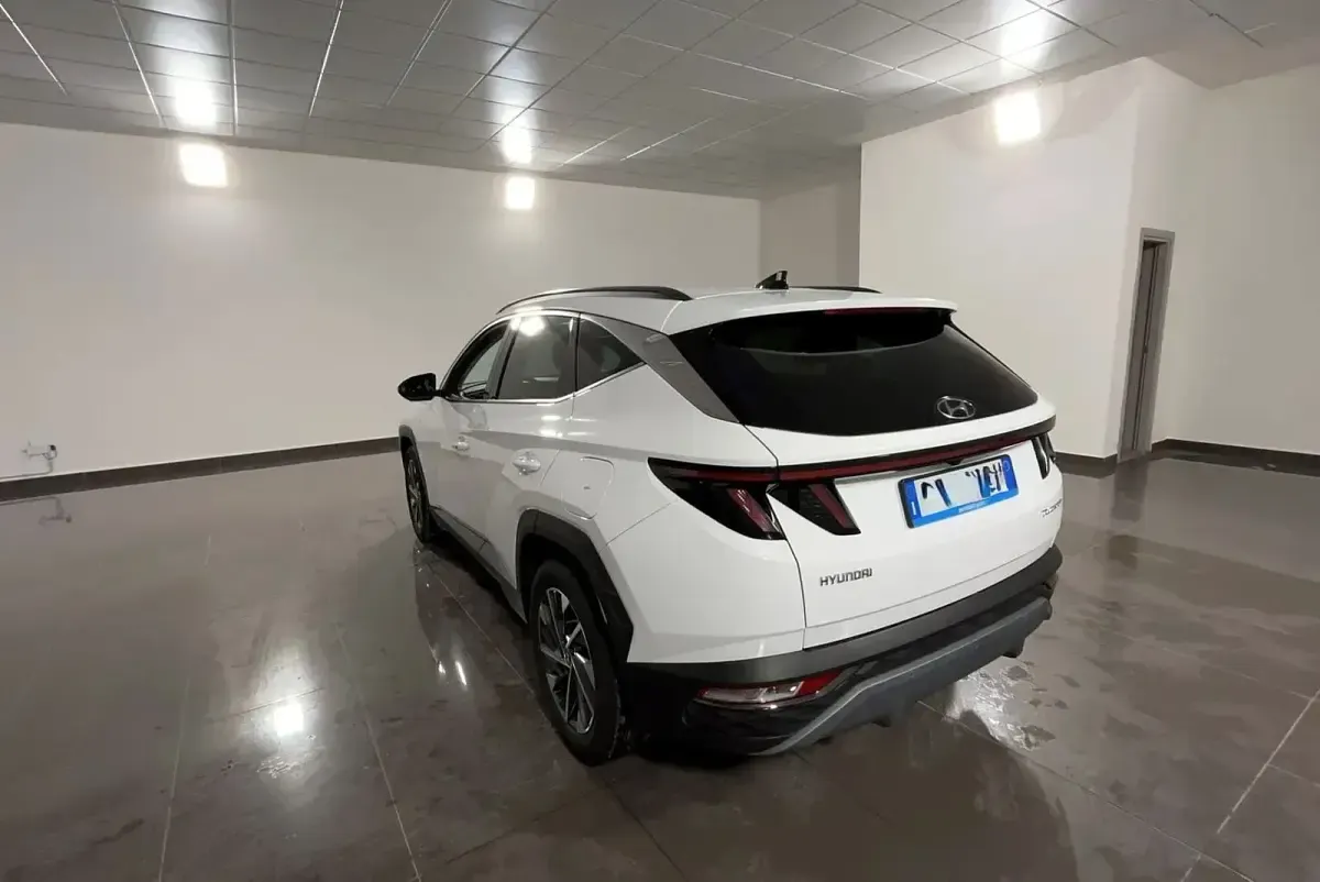 Usata Hyundai Tucson 136 CV (100 kW) 2024 Atlas white SUV