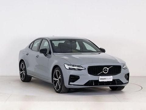 Usata Volvo S60 Plus 197 CV (144 kW) 2024 Vapour grey Berlina