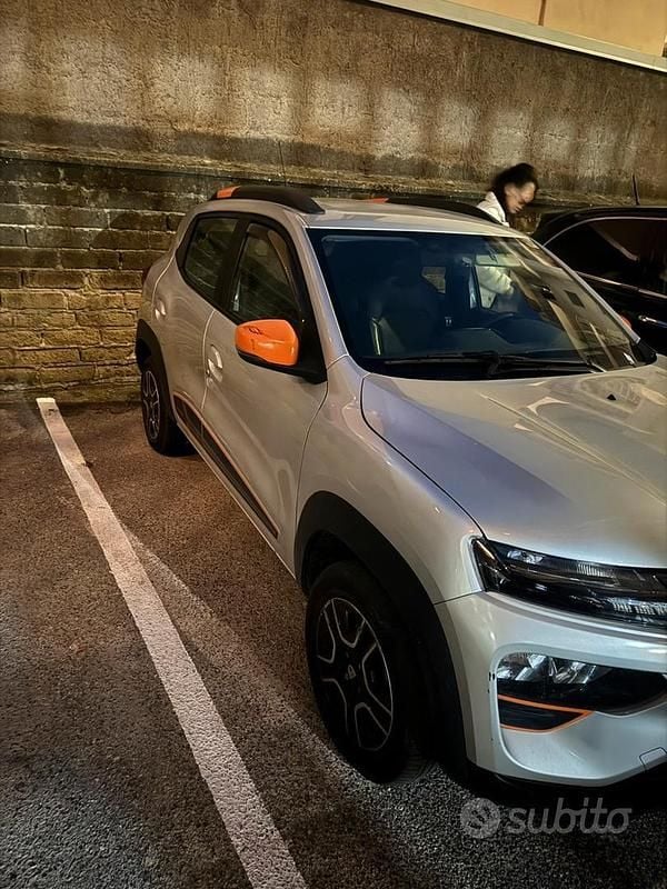 Occasion Dacia Spring 33 kW (45 ch) 2023 Gris Citadine